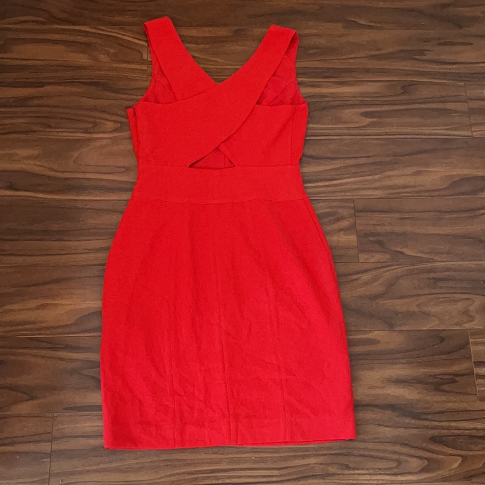 Banana Republic 00P Criss Cross Back Red Dress perfect for a summer date.